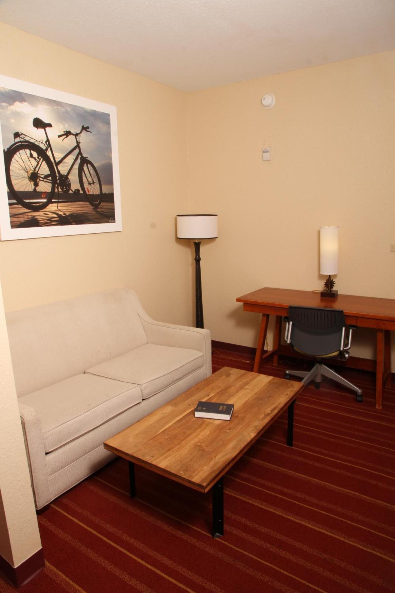 Days Inn By Wyndham Semmes Mobile Esterno foto