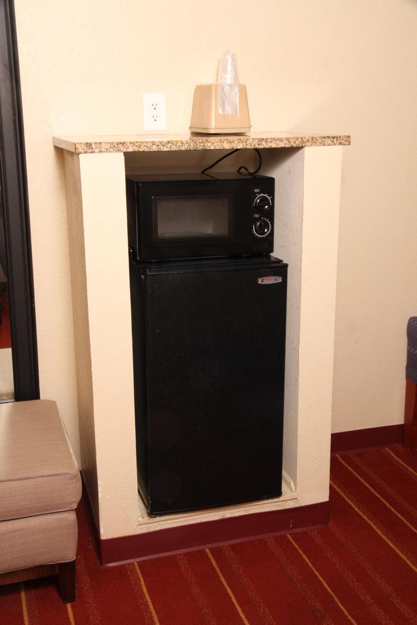 Days Inn By Wyndham Semmes Mobile Esterno foto
